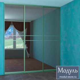 Двери купе в коридор